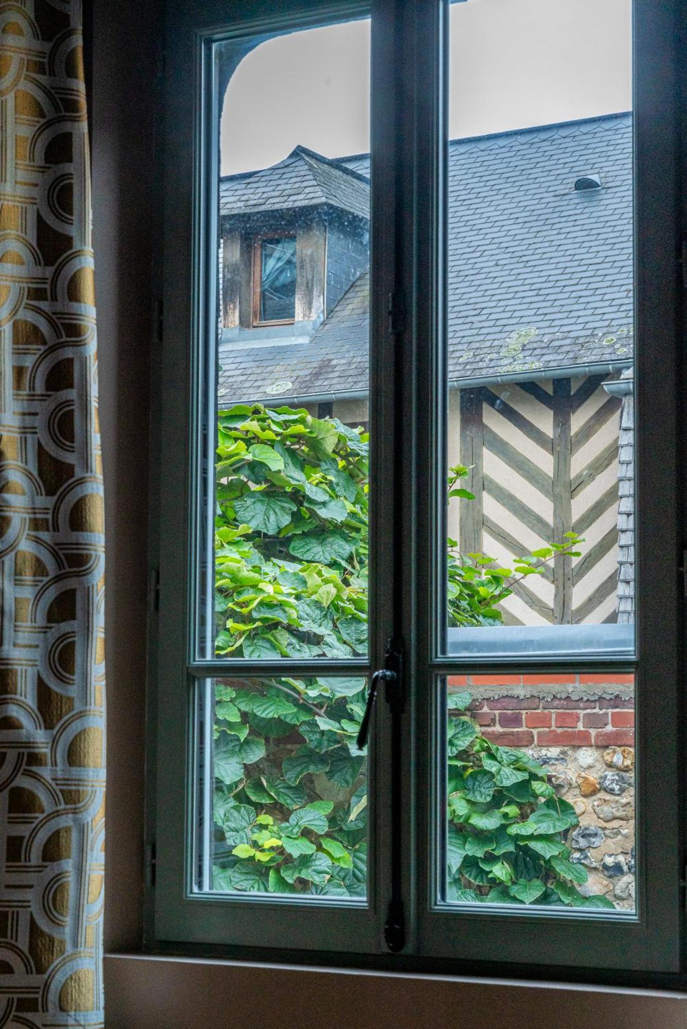 La Mondaine - Idealement Situe, Charme Honfleur Exterior photo